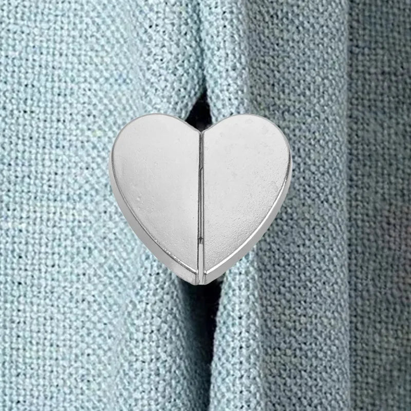 Akasora "LoveLock" Heart-Shaped Magnetic Curtain Clips